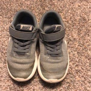 NIKE FLEX gray 13C boy sneakers in good condition